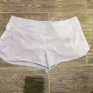 Lululemon run speed up low rise shorts, size 6. Like new, lavender